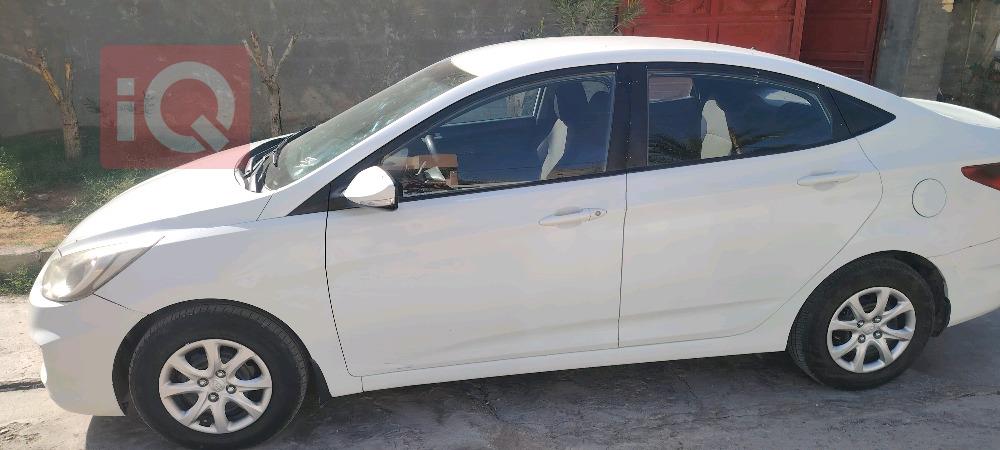 هیوندای ئەکسنت